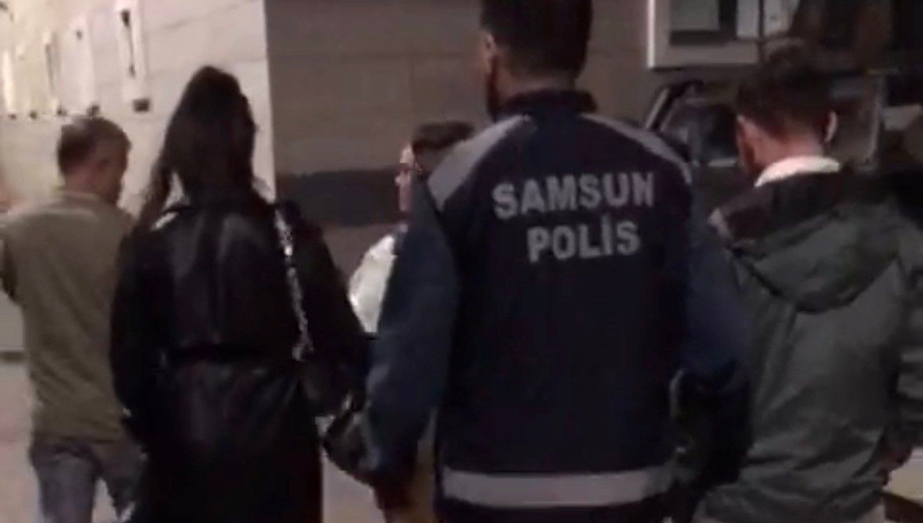 masaj salonlarina fuhus operasyonu ZiwuCqB8