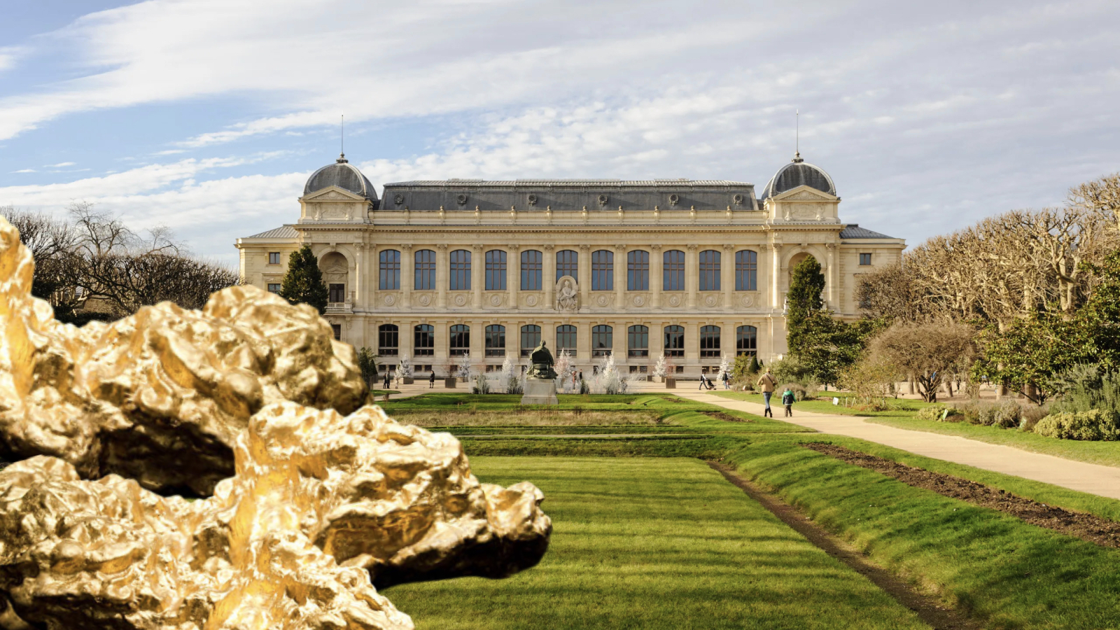 pariste muzeden 700 bin dolarlik altin calindi rxU3uswE