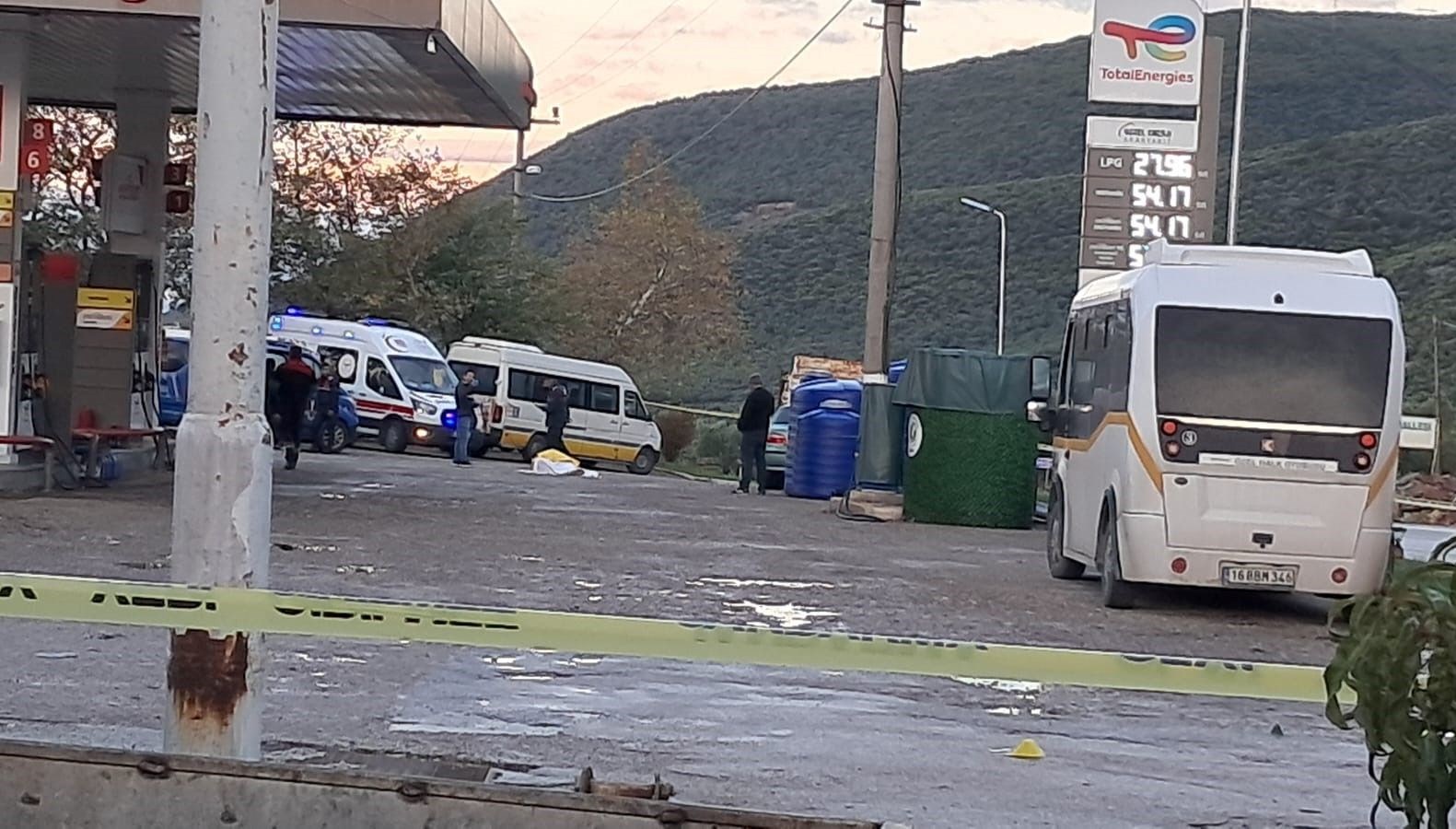 bursada benzinlikte catisma1 olu 1 yarali RR7KGMbf.jpg