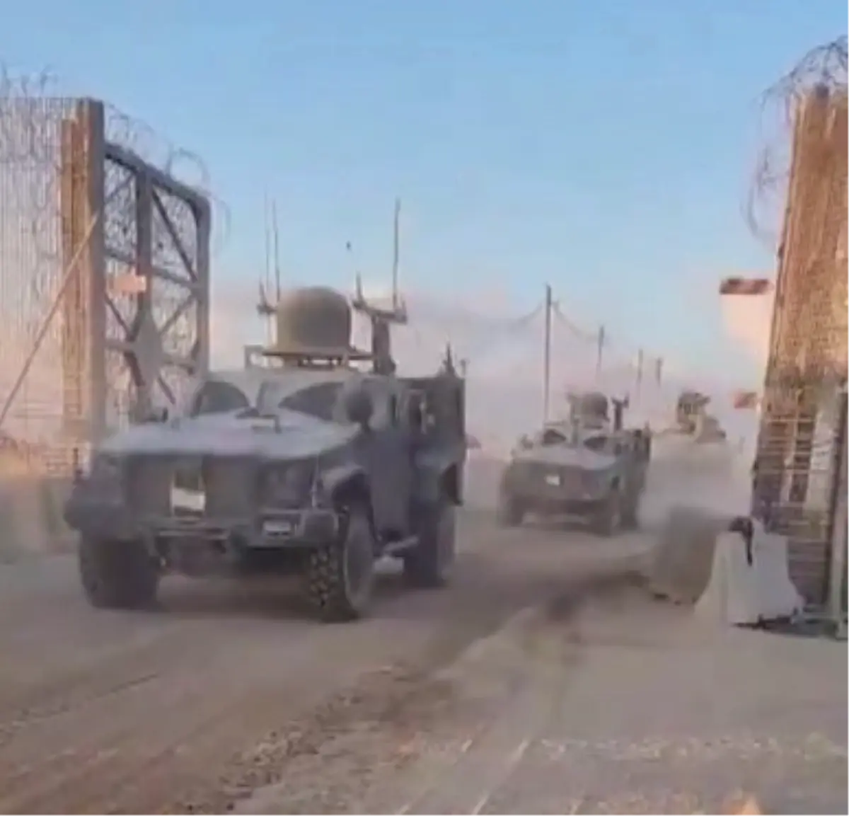 israil ordusu gazzeden kismi cekilme baslatti dQEqlE2P