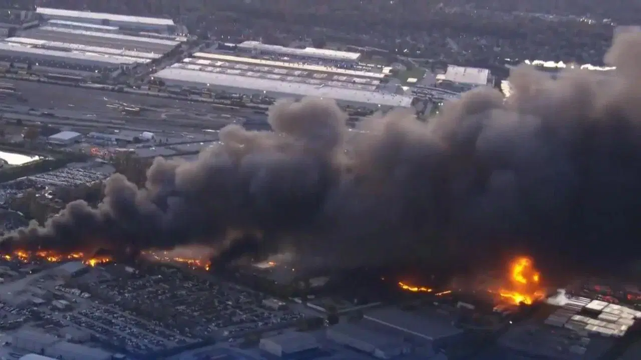 abdde kargo ucagi kazasi olu ve yaralilar var qDIx1kEb.jpg