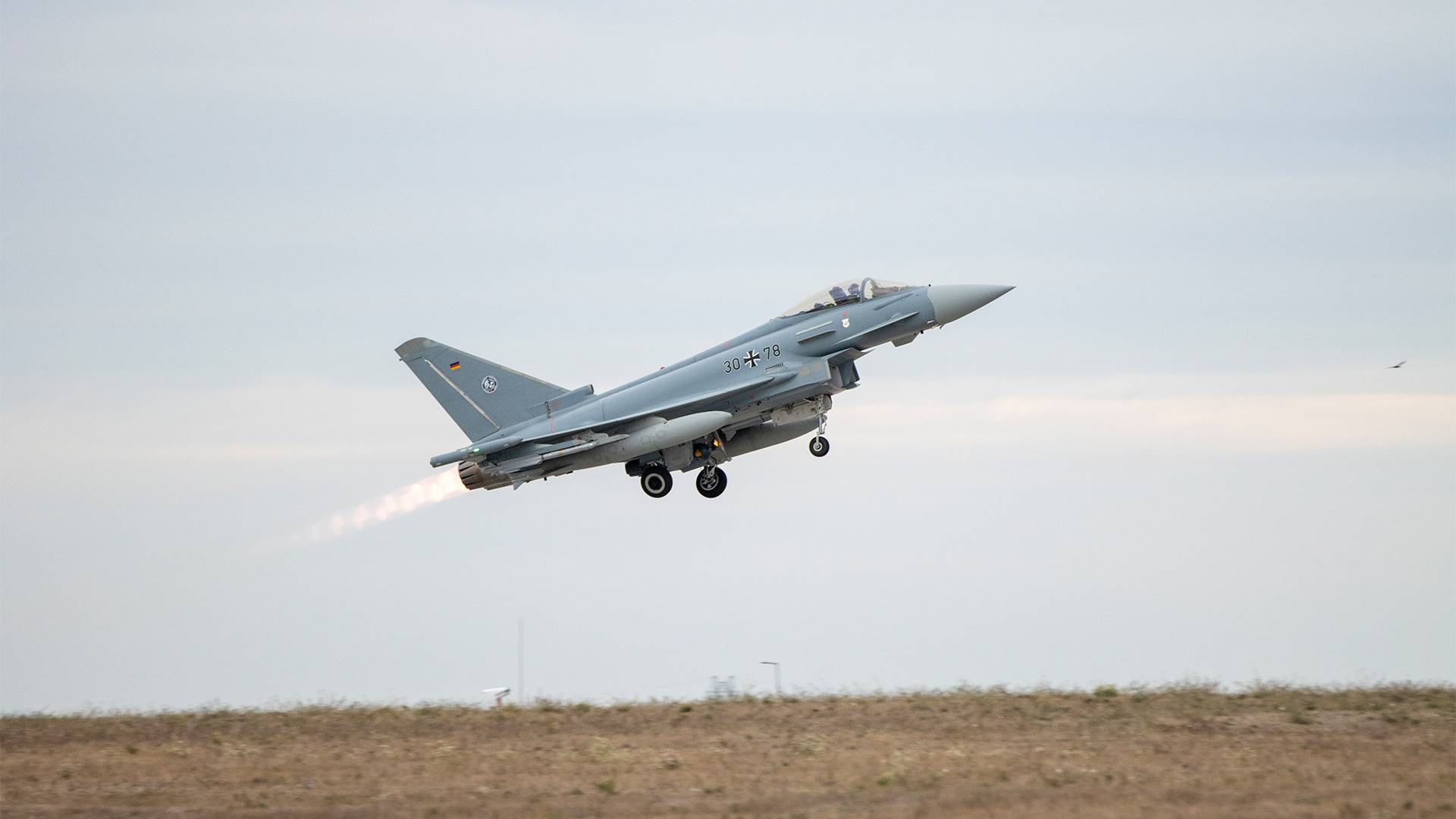 murat yetkin msb eurofighterlarin gerektiginde yunanistana karsi kullanilamayacagi iddialarini reddetti 8xSbEOrq.jpg