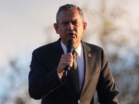 Özel, Garip Dede Dergahı’nda Alevilerle buluştu: Biz bu yolculukta taçları makamları geride bıraktık